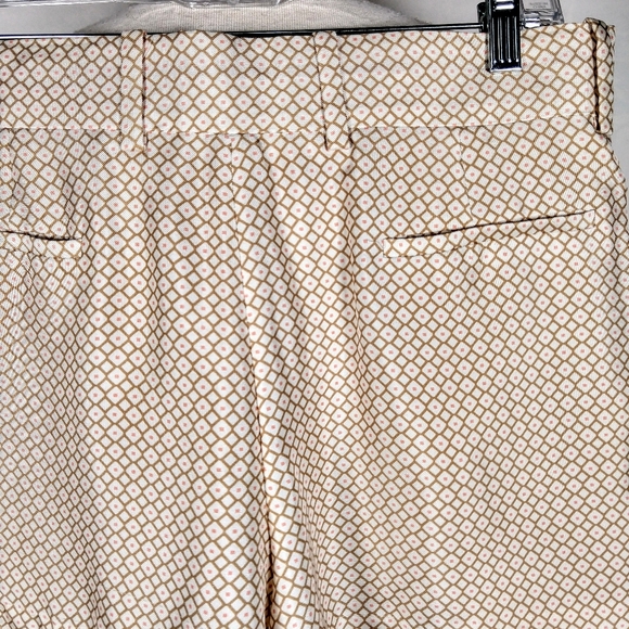 Chloe hi waist silk print pleated shorts 40 - Picture 7 of 7